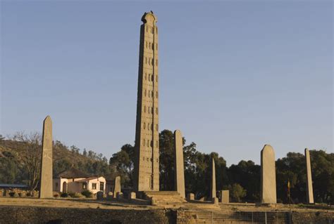  De Tempel van Aksum: Een Monumentale Ode aan de Godheid en een Uitstekende Demonstraitie van Keizerlijke Macht!